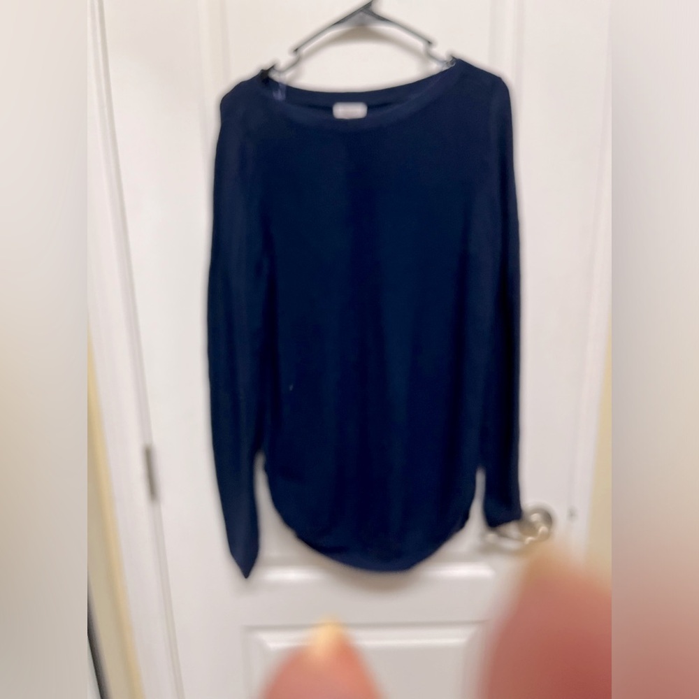 Westport blue sweater with button accents/excellant condition